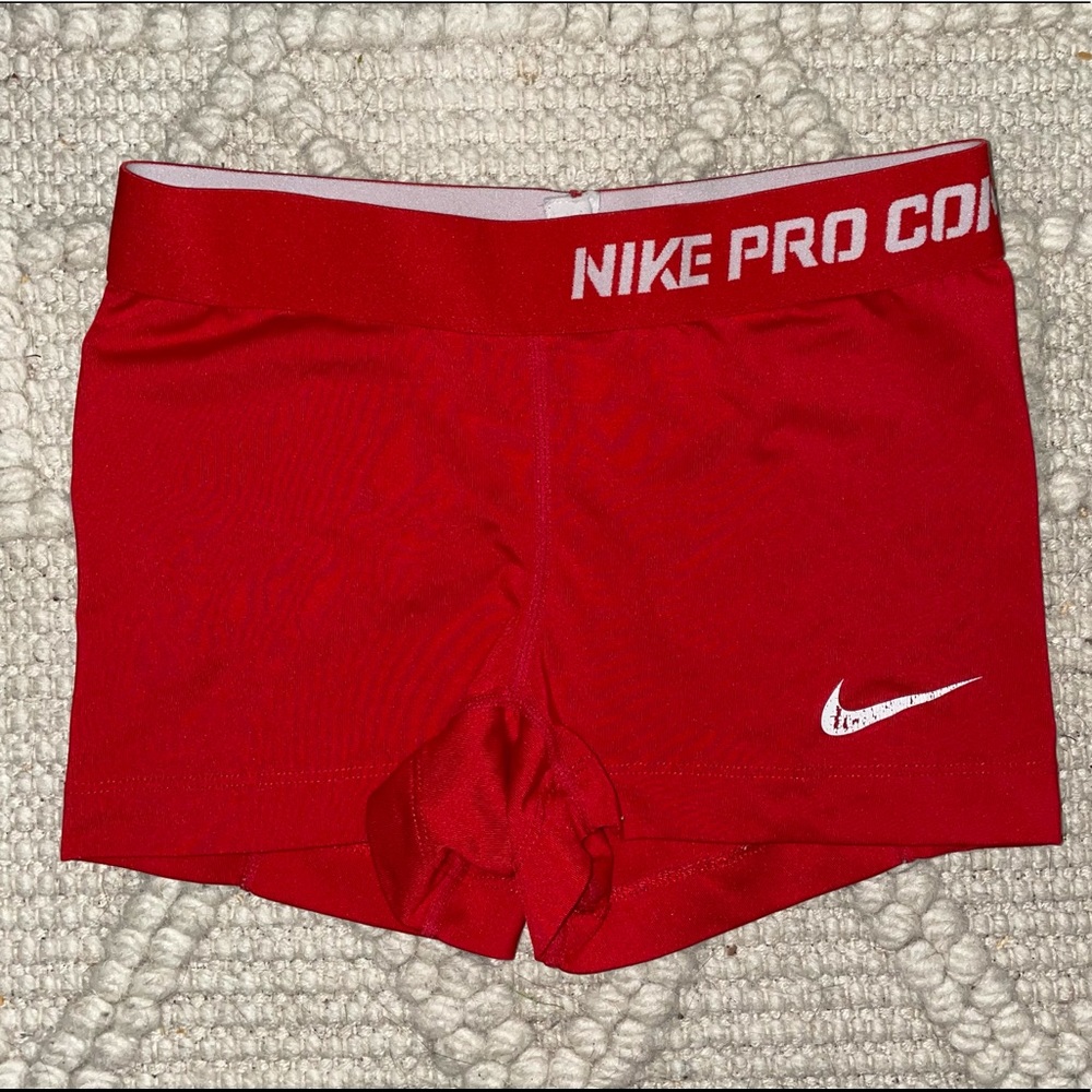🦋SOLD🦋 Nike pro shorts